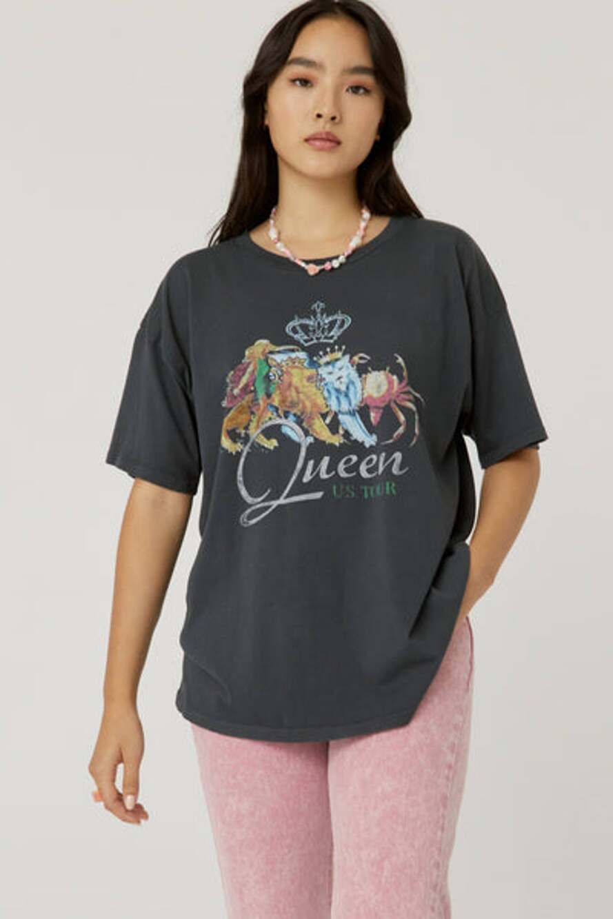 DAYDREAMER QUEEN US TOUR MERCH TEE UNISEX T SHIRT Vintage Black Size Medium